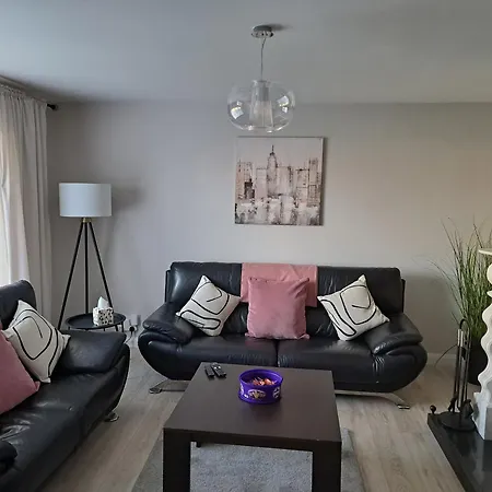 Lochview House - 3 Bed Holiday home *