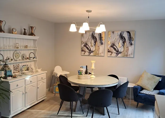 Lochview House - 3 Bed * Buncrana